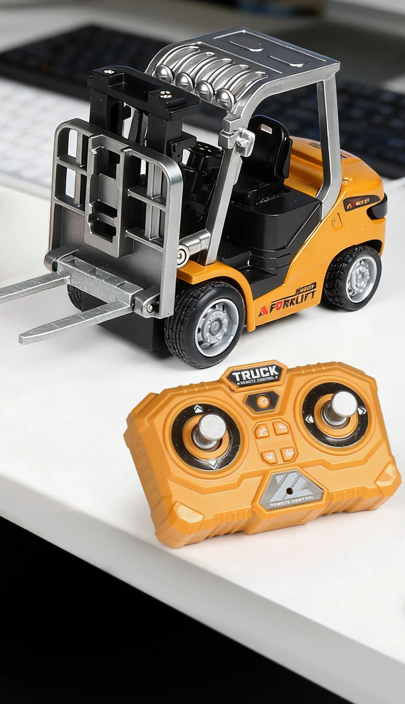 Навантажувач на радіокеруванні RC 555-99 1:64 зі світлом та звуком, керування через додаток